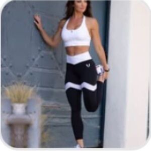 RARE FirmAbs Wrap V Waist Athletic Training Leggings Black White Cargo S